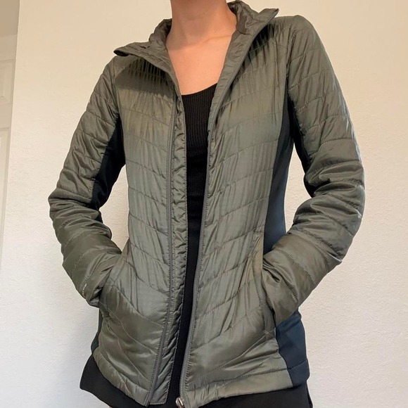 Columbia Omni-Heat Gray & Black Puffer Jacket - Picture 4 of 8